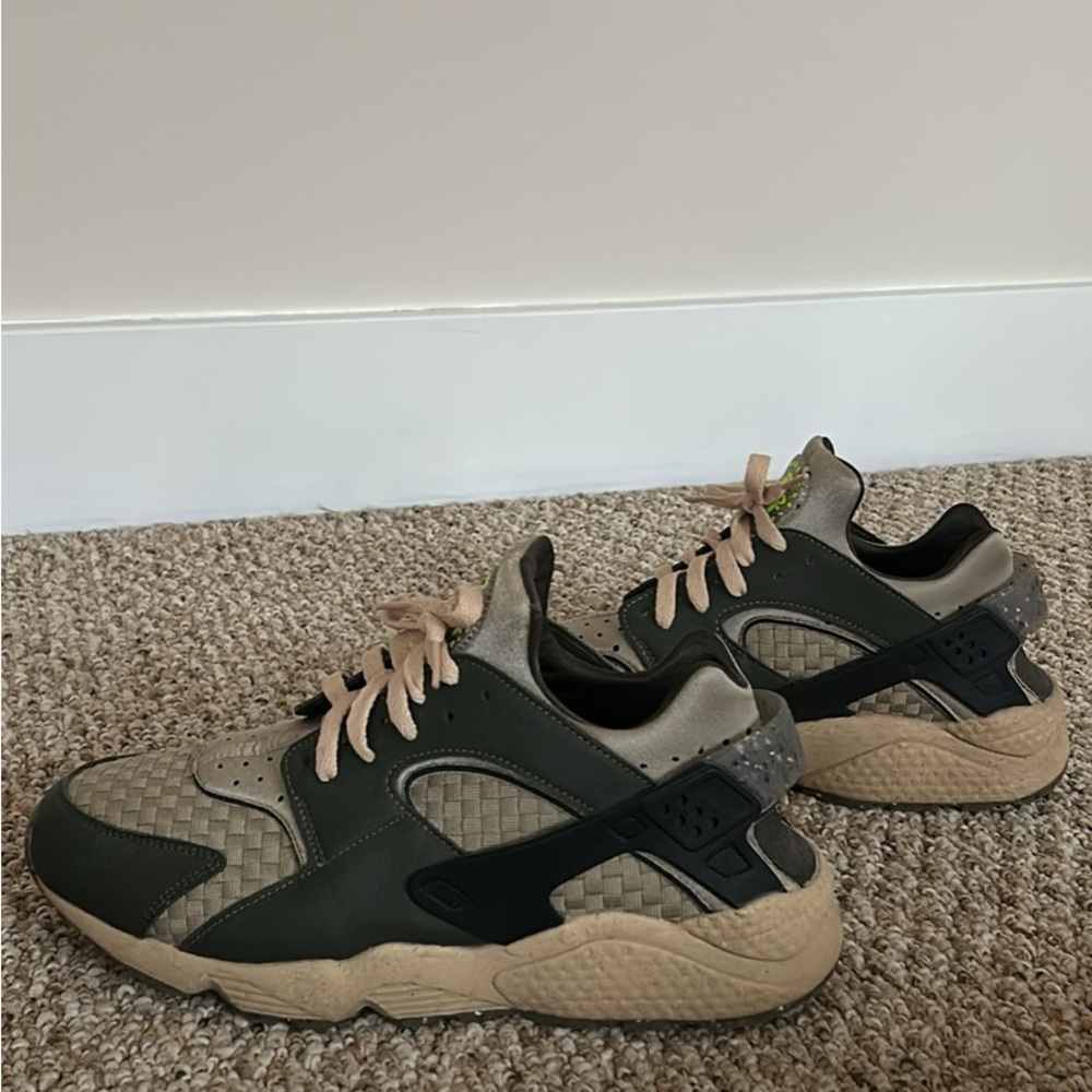 Nike Huaraches - Men’s